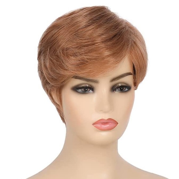 Short pixie cut wig - Picture 2 of 3